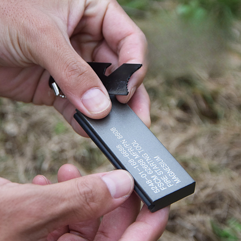 Waterproof Magnesium Flint & S - đánh giá và giá Magnesium Fire Starter